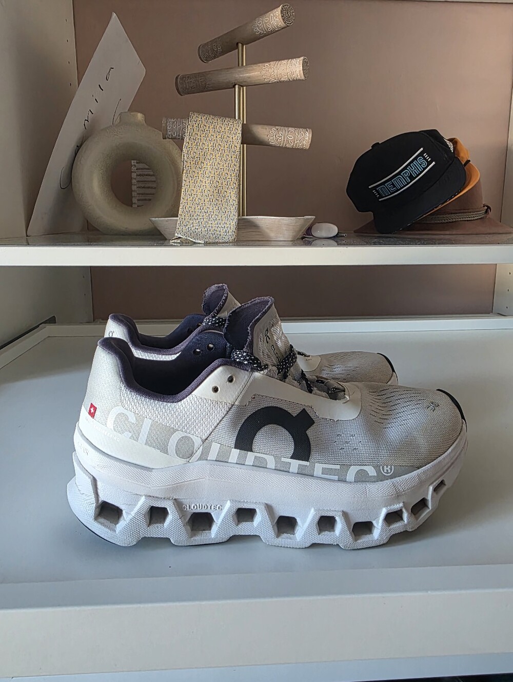 On Running Cloud Kids White Cloudtec Running Shoes
